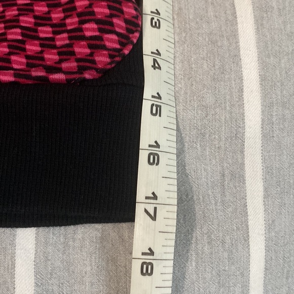 Lululemon full zip scuba jacket. Size 10 - Picture 7 of 7